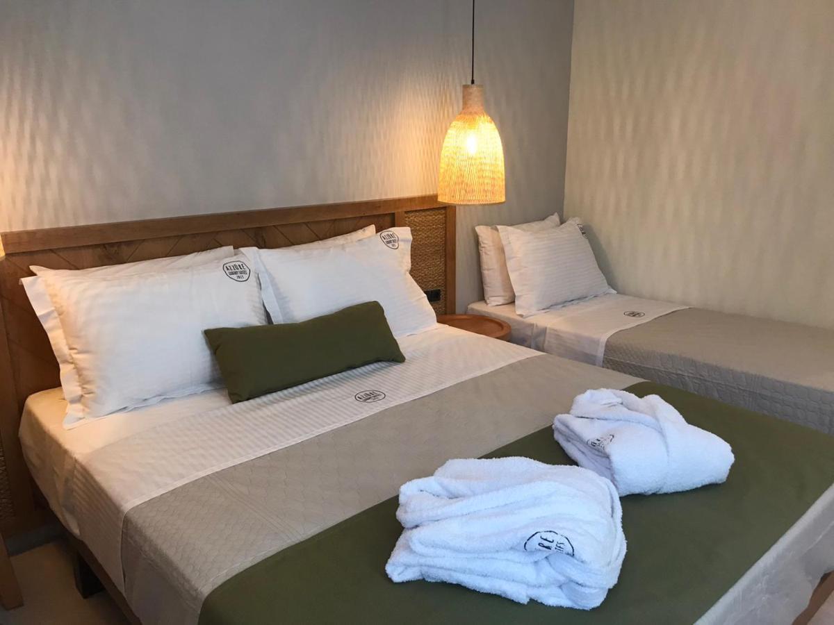 Azzure Luxury Suites Potos Exteriér fotografie