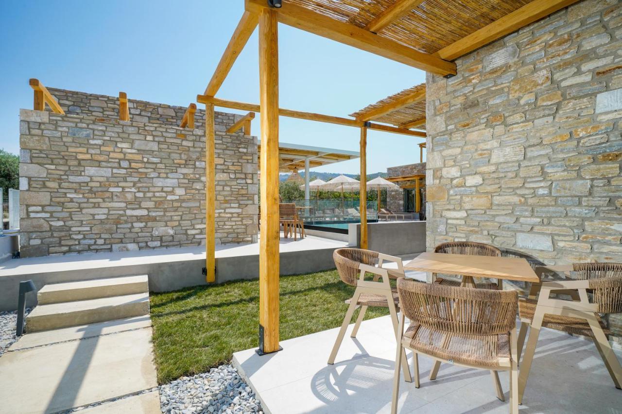 Azzure Luxury Suites Potos Exteriér fotografie
