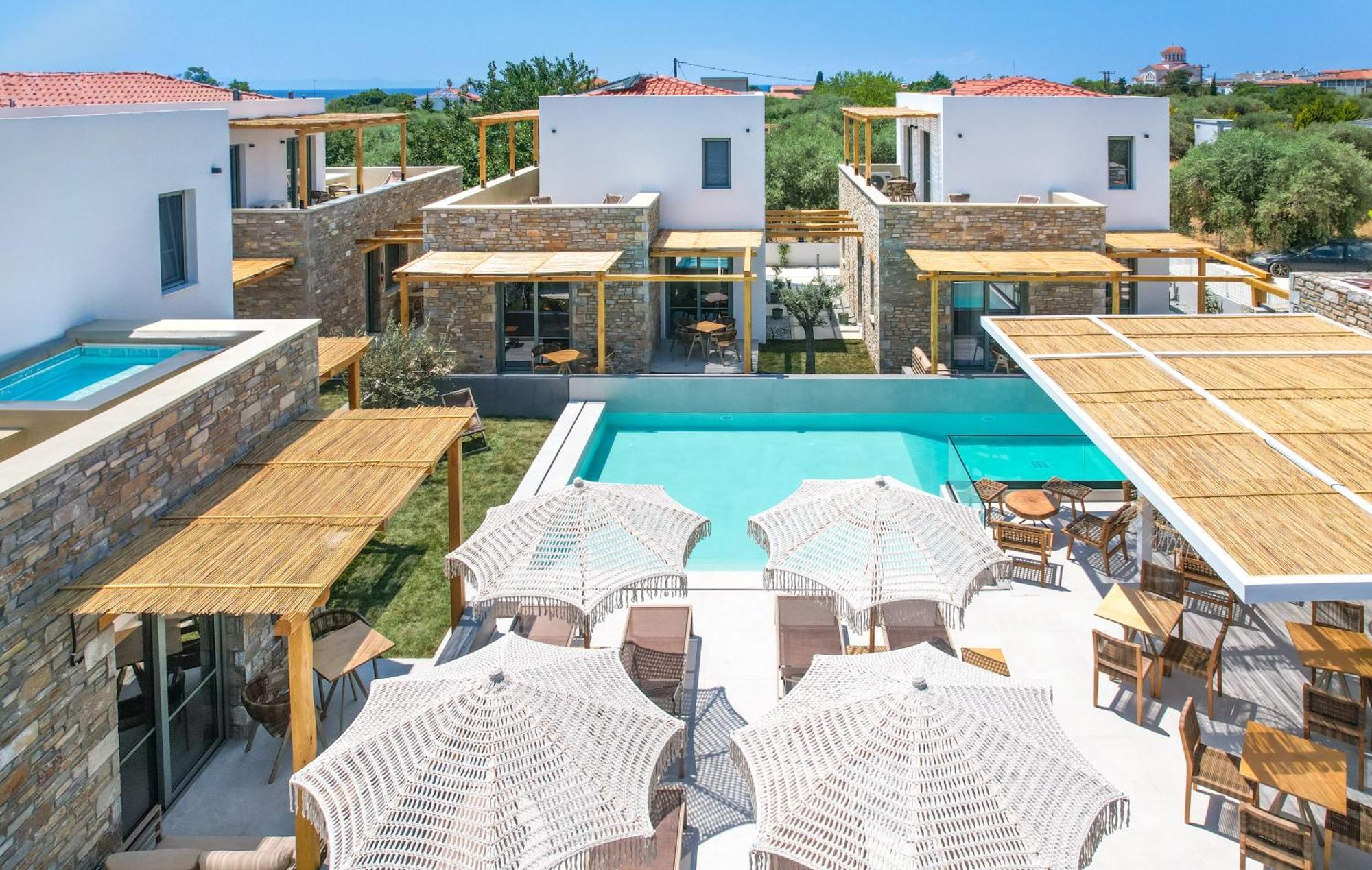 Azzure Luxury Suites Potos Exteriér fotografie