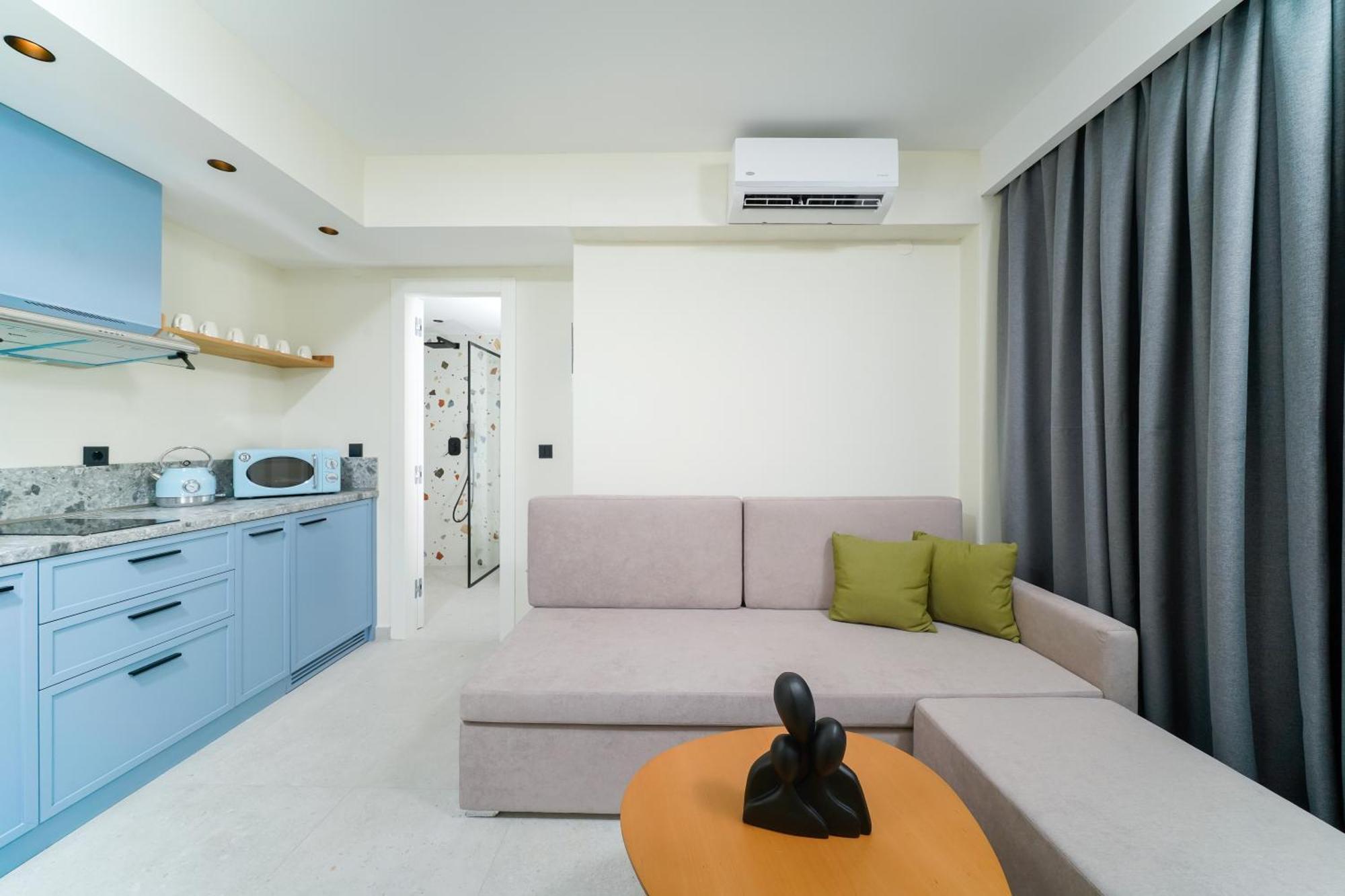 Azzure Luxury Suites Potos Exteriér fotografie