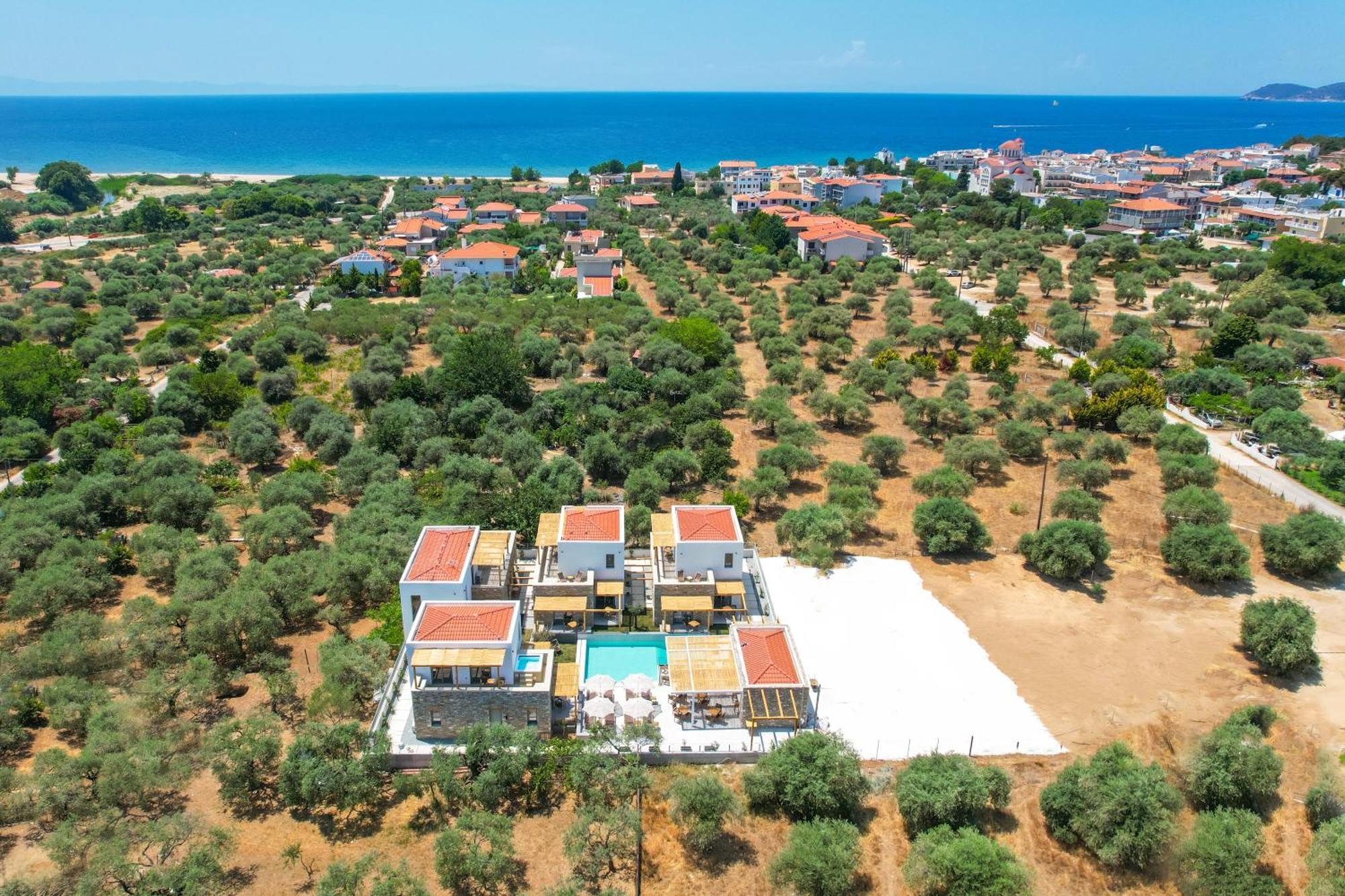 Azzure Luxury Suites Potos Exteriér fotografie