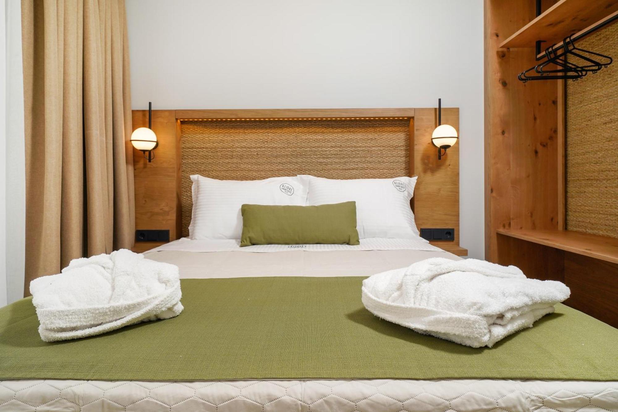 Azzure Luxury Suites Potos Exteriér fotografie